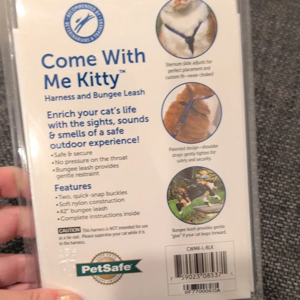 PetSafe Come With Me Kitty Cat Harness & Bungee Leash Set Large Black Silver